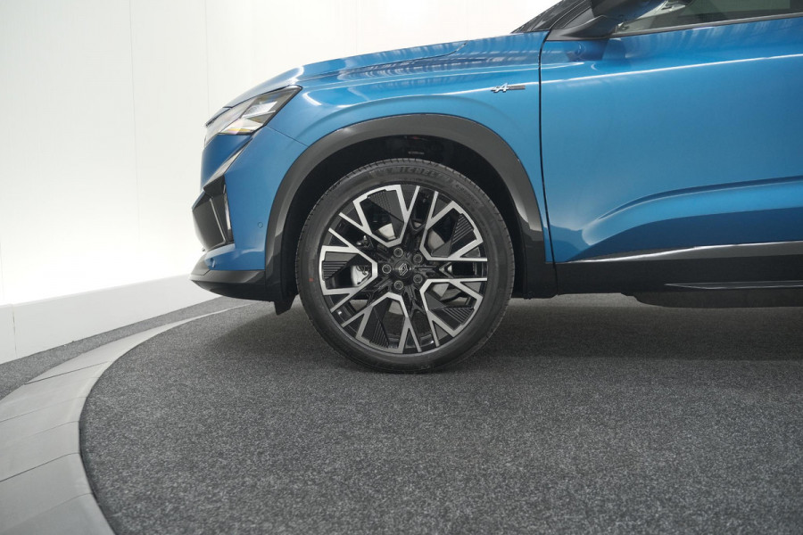 Renault Austral 1.2 E-Tech full hybrid 200 iconic esprit Alpine | Nieuw! | 360 Camera | Panoramadak | Adaptieve Cruise Control