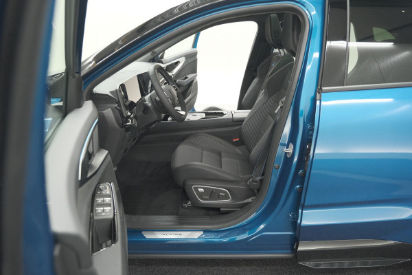 Renault Austral 1.2 E-Tech full hybrid 200 iconic esprit Alpine | Nieuw! | 360 Camera | Panoramadak | Adaptieve Cruise Control