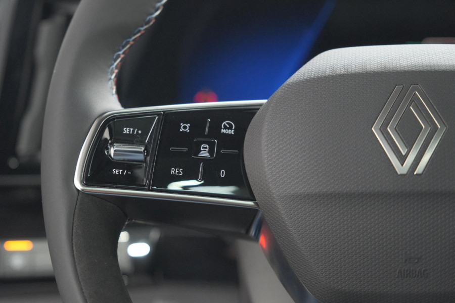 Renault Austral 1.2 E-Tech full hybrid 200 iconic esprit Alpine | Nieuw! | 360 Camera | Panoramadak | Adaptieve Cruise Control