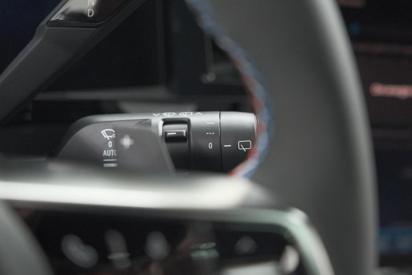 Renault Austral 1.2 E-Tech full hybrid 200 iconic esprit Alpine | Nieuw! | 360 Camera | Panoramadak | Adaptieve Cruise Control