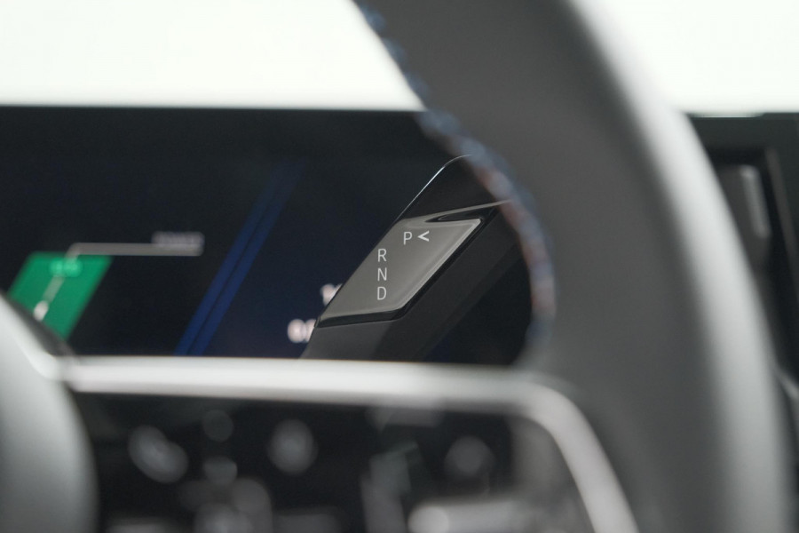 Renault Austral 1.2 E-Tech full hybrid 200 iconic esprit Alpine | Nieuw! | 360 Camera | Panoramadak | Adaptieve Cruise Control