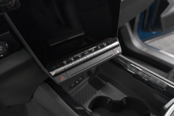 Renault Austral 1.2 E-Tech full hybrid 200 iconic esprit Alpine | Nieuw! | 360 Camera | Panoramadak | Adaptieve Cruise Control