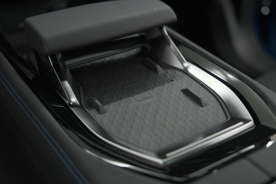 Renault Austral 1.2 E-Tech full hybrid 200 iconic esprit Alpine | Nieuw! | 360 Camera | Panoramadak | Adaptieve Cruise Control