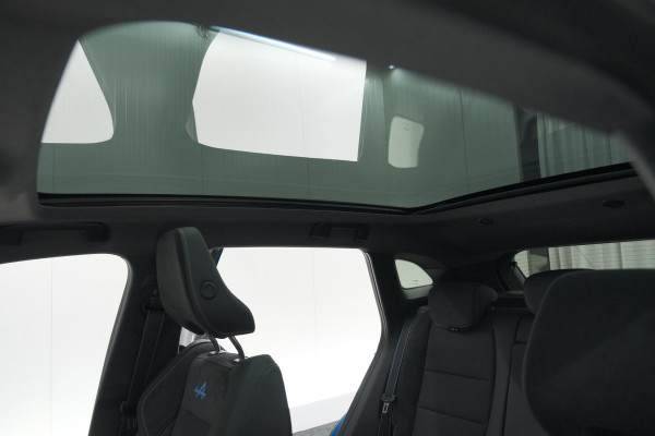 Renault Austral 1.2 E-Tech full hybrid 200 iconic esprit Alpine | Nieuw! | 360 Camera | Panoramadak | Adaptieve Cruise Control