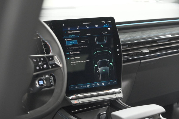 Renault Austral 1.2 E-Tech full hybrid 200 iconic esprit Alpine | Nieuw! | 360 Camera | Panoramadak | Adaptieve Cruise Control