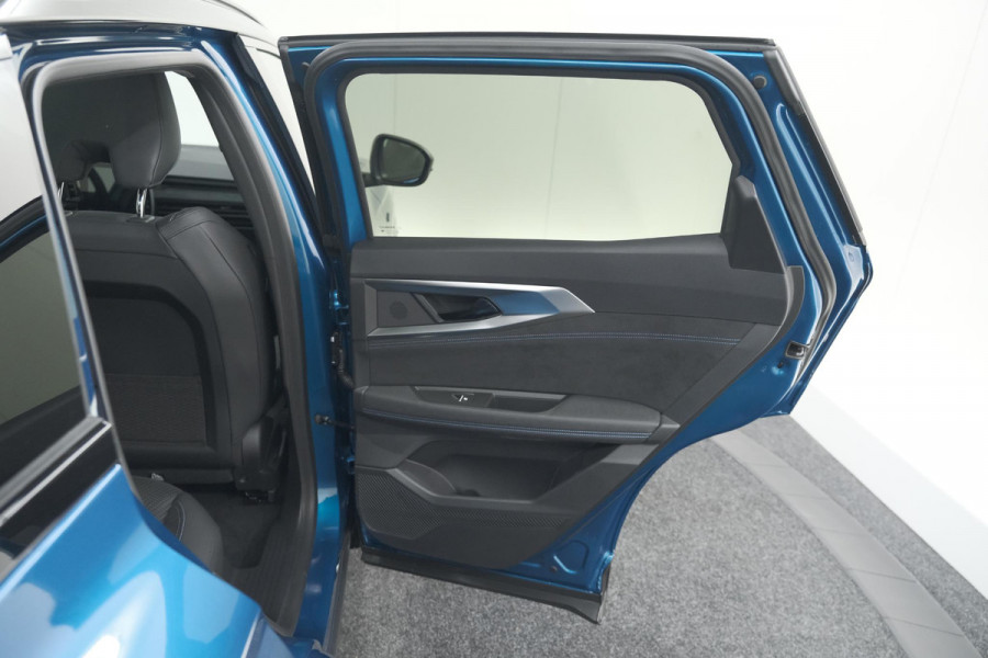 Renault Austral 1.2 E-Tech full hybrid 200 iconic esprit Alpine | Nieuw! | 360 Camera | Panoramadak | Adaptieve Cruise Control