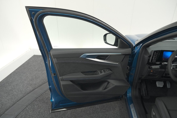 Renault Austral 1.2 E-Tech full hybrid 200 iconic esprit Alpine | Nieuw! | 360 Camera | Panoramadak | Adaptieve Cruise Control