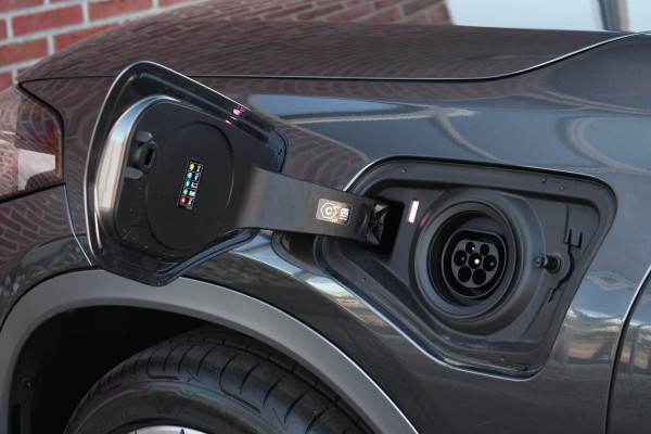 BMW X2 xDrive25e 220pk M-Sport X Pano ACC 19inch HiFi Adp-LED BMW X2 xDrive25e 220pk M-Sport X Pano ACC 19inch HiFi Adp-LED