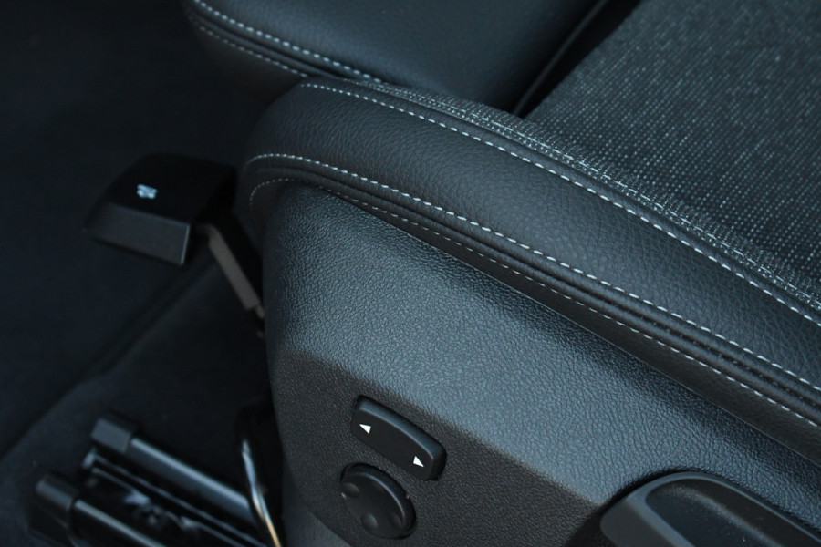 BMW X2 xDrive25e 220pk M-Sport X Pano ACC 19inch HiFi Adp-LED BMW X2 xDrive25e 220pk M-Sport X Pano ACC 19inch HiFi Adp-LED