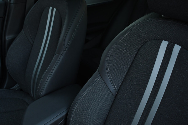 BMW X2 xDrive25e 220pk M-Sport X Pano ACC 19inch HiFi Adp-LED BMW X2 xDrive25e 220pk M-Sport X Pano ACC 19inch HiFi Adp-LED