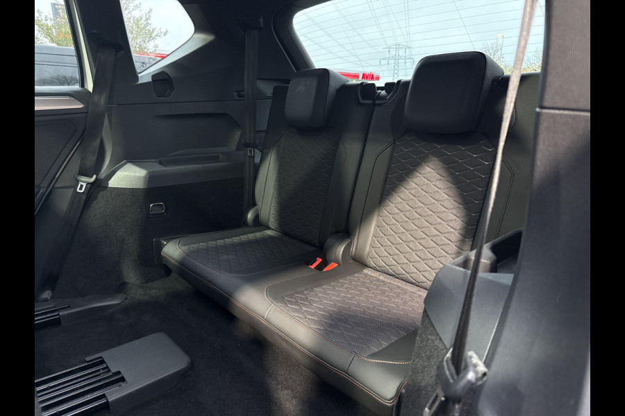 Seat Tarraco 1.5 TSI FR 7p. | NL-auto | Pano | Trekhaak | Beats | Adapt. cruise | Virtual Seat Tarraco 1.5 TSI FR 7p. | NL-auto | Pano | Trekhaak | Beats | Adapt. cruise | Virtual