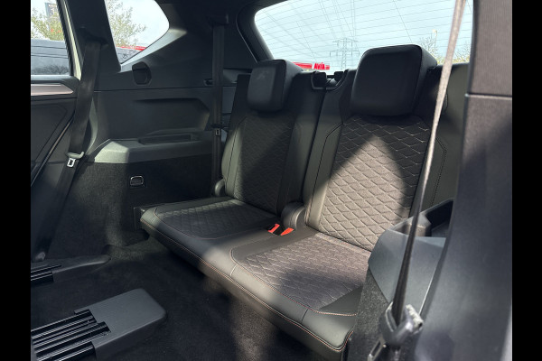 Seat Tarraco 1.5 TSI FR 7p. | NL-auto | Pano | Trekhaak | Beats | Adapt. cruise | Virtual Seat Tarraco 1.5 TSI FR 7p. | NL-auto | Pano | Trekhaak | Beats | Adapt. cruise | Virtual