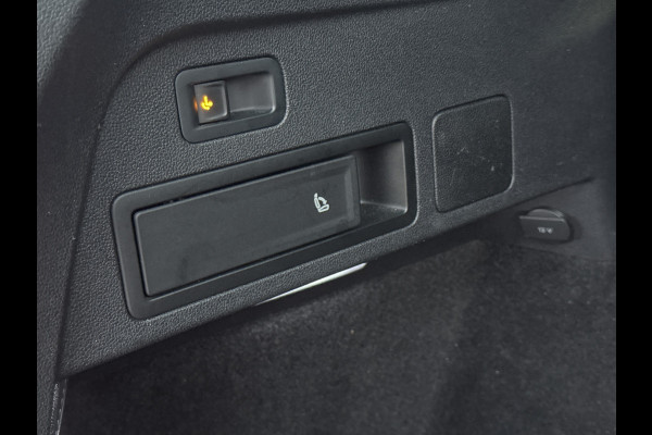 Seat Tarraco 1.5 TSI FR 7p. | NL-auto | Pano | Trekhaak | Beats | Adapt. cruise | Virtual Seat Tarraco 1.5 TSI FR 7p. | NL-auto | Pano | Trekhaak | Beats | Adapt. cruise | Virtual