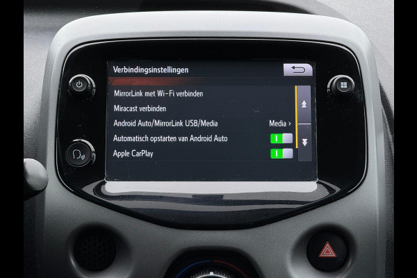 Toyota Aygo 1.0 VVT-i x-first SPORT, 1 e eigenaar, achteruitrijcamera, parelmoer, lmv, Nederlandse auto met nap Toyota Aygo 1.0 VVT-i x-first SPORT, 1 e eigenaar, achteruitrijcamera, parelmoer, lmv, Nederlandse auto met nap