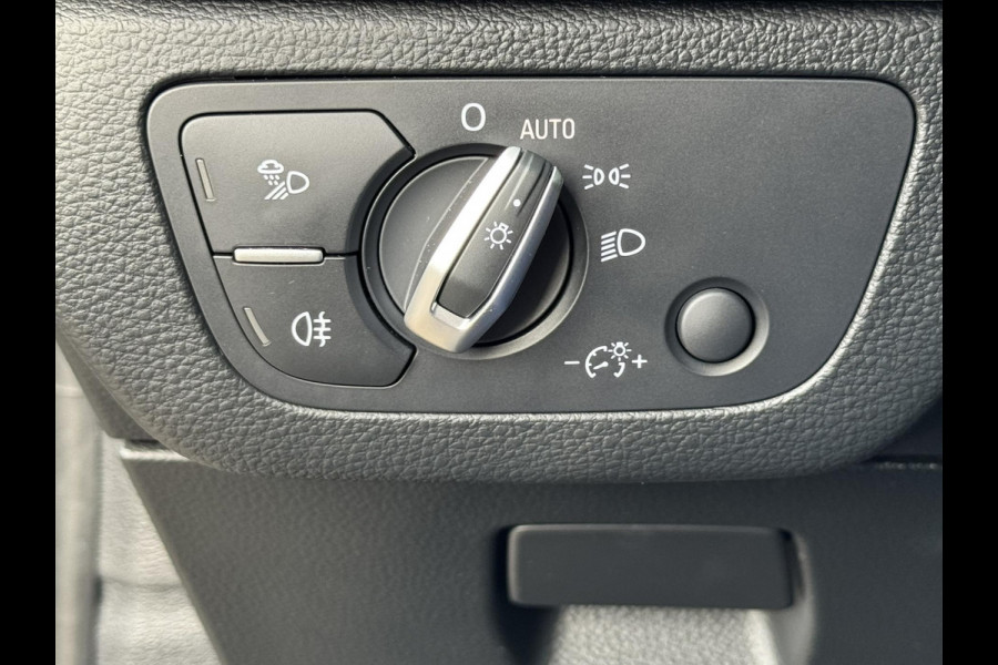 Audi Q5 Sportback 50 TFSI e Quattro S edition Competition Adaptive cruise Climate control Matrix LED Leer Panoramadak B&O Navi