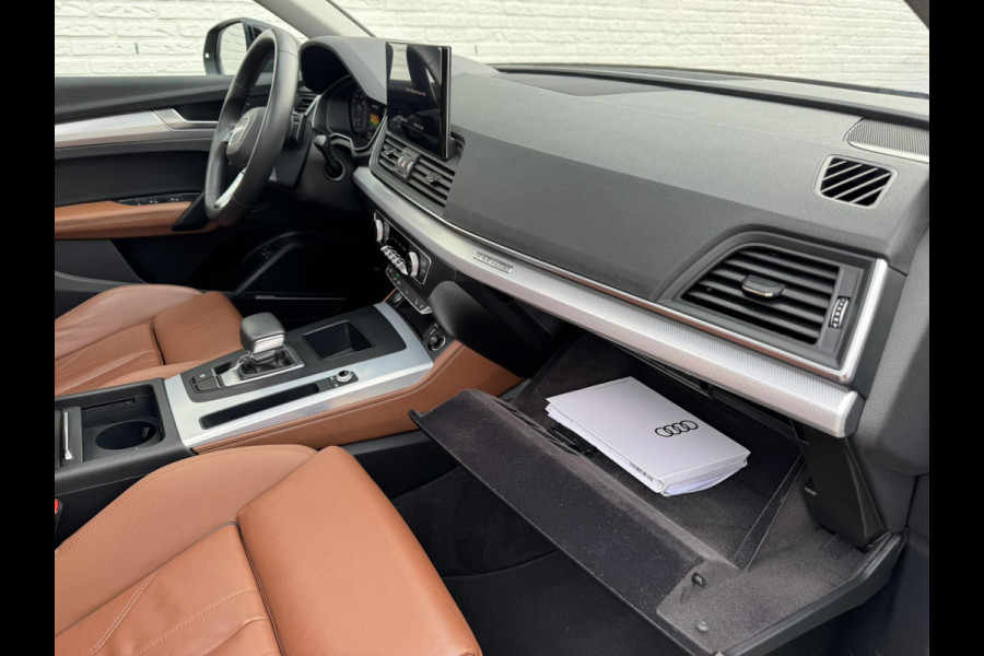 Audi Q5 Sportback 50 TFSI e Quattro S edition Competition Adaptive cruise Climate control Matrix LED Leer Panoramadak B&O Navi