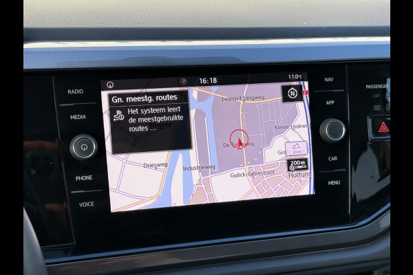 Volkswagen Polo 1.0 TSI Highline | Trekhaak | CarPlay | ACC | LED | 16 inch Volkswagen Polo 1.0 TSI Highline | Trekhaak | CarPlay | ACC | LED | 16 inch