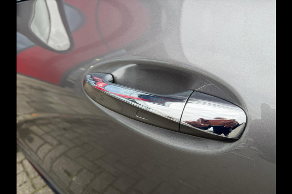 Mercedes-Benz CLA-Klasse AMG 35 4MATIC / panoramadak / facelift