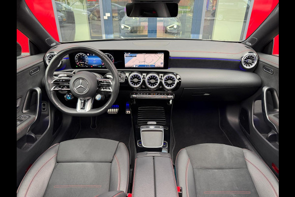 Mercedes-Benz CLA-Klasse AMG 35 4MATIC / panoramadak / facelift