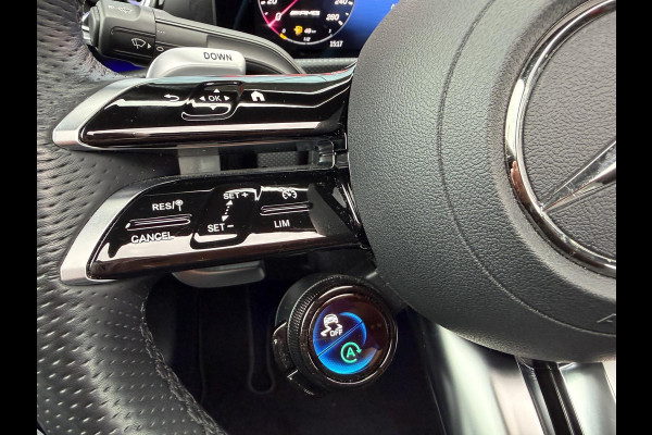 Mercedes-Benz CLA-Klasse AMG 35 4MATIC / panoramadak / facelift