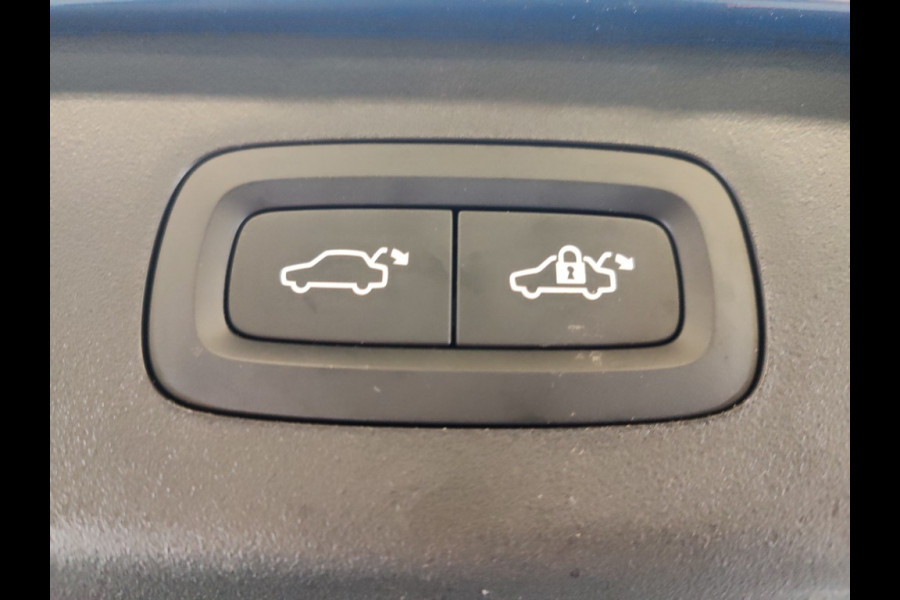 Lynk & Co 01 1.5 PHEV 262PK Adapt.Cruise 360° Cam Carplay Plug-in Stoelverw Vol opties! Lynk & Co 01 1.5 PHEV 262PK Adapt.Cruise 360° Cam Carplay Plug-in Stoelverw Vol opties!