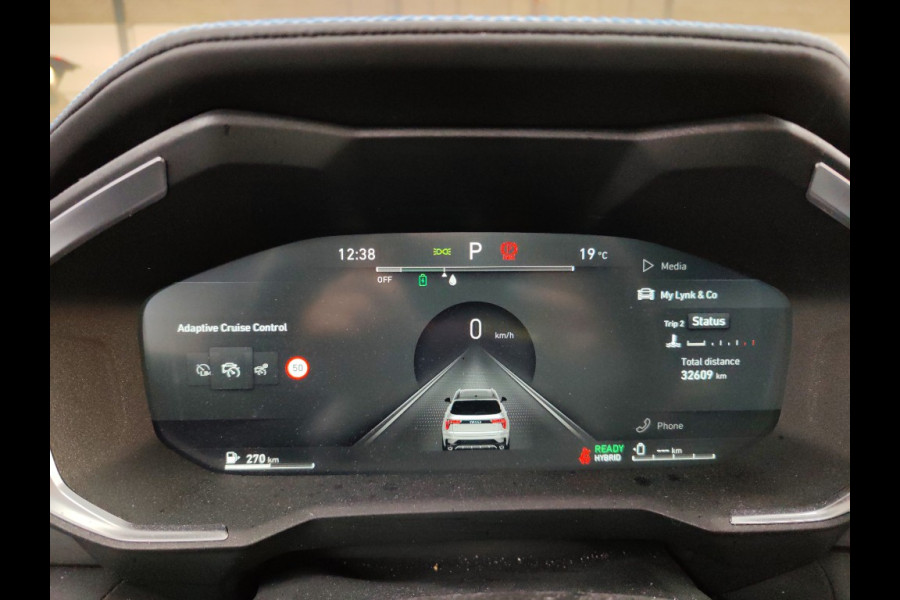 Lynk & Co 01 1.5 PHEV 360° Cam Navi Carplay Zwarte Hemel Pano.dak incl.BTW Lynk & Co 01 1.5 PHEV 360° Cam Navi Carplay Zwarte Hemel Pano.dak incl.BTW