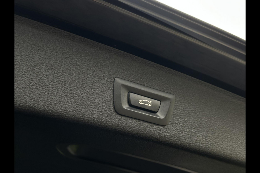 BMW X3 sDrive20i Centennial High Executive Leer Navi Automaat