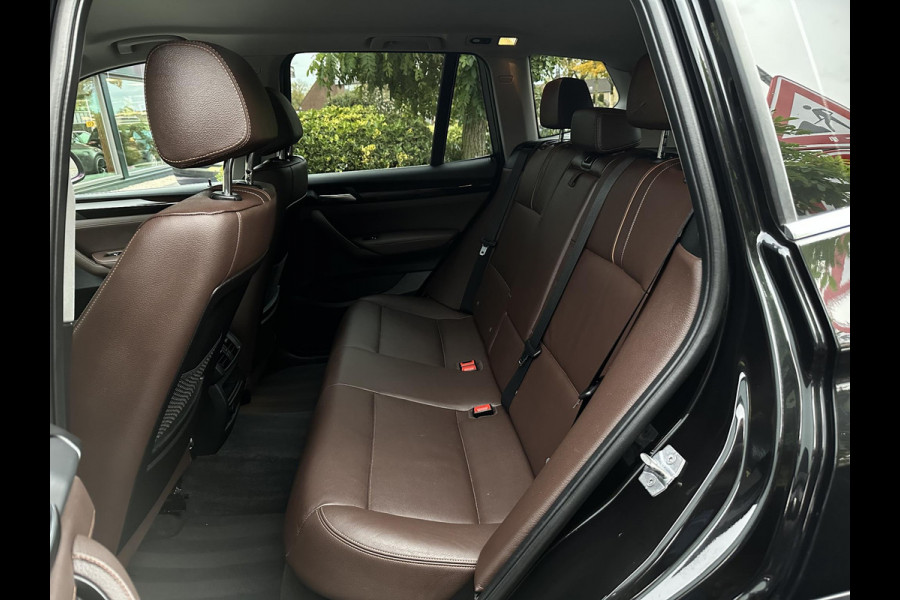 BMW X3 sDrive20i Centennial High Executive Leer Navi Automaat