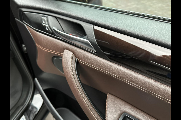 BMW X3 sDrive20i Centennial High Executive Leer Navi Automaat