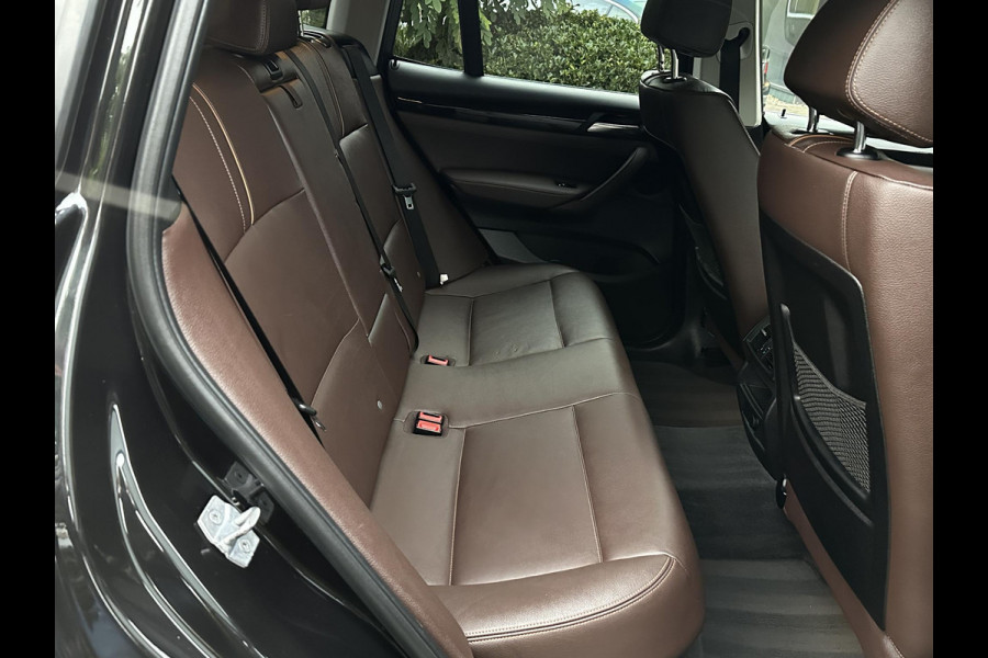 BMW X3 sDrive20i Centennial High Executive Leer Navi Automaat