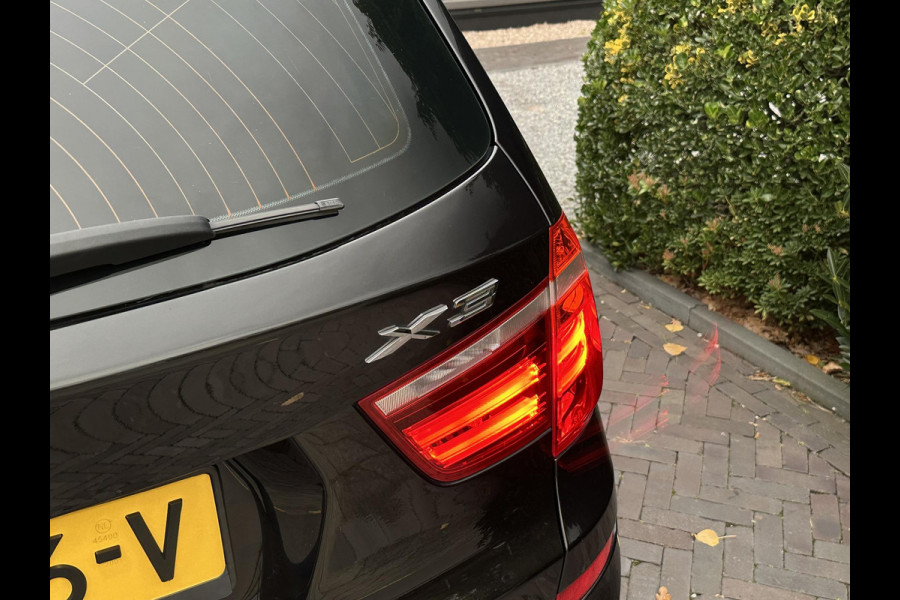 BMW X3 sDrive20i Centennial High Executive Leer Navi Automaat