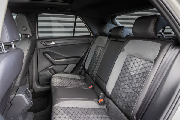 Volkswagen T-Roc 1.5 TSI R-Line -Pano-19'' Volkswagen T-Roc 1.5 TSI R-Line -Pano-19''