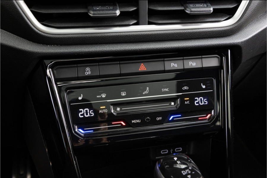 Volkswagen T-Roc 1.5 TSI R-Line -Pano-19'' Volkswagen T-Roc 1.5 TSI R-Line -Pano-19''