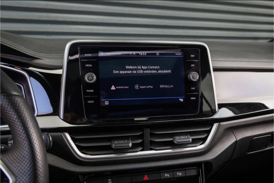 Volkswagen T-Roc 1.5 TSI R-Line -Pano-19'' Volkswagen T-Roc 1.5 TSI R-Line -Pano-19''