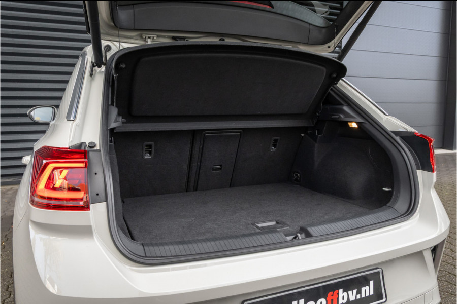 Volkswagen T-Roc 1.5 TSI R-Line -Pano-19'' Volkswagen T-Roc 1.5 TSI R-Line -Pano-19''