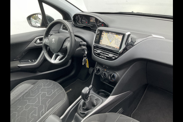 Peugeot 2008 1.2 111pk Blue Lion Clima Cruise Trekhaak Panoramadak Hoge zit Orig.NL Peugeot 2008 1.2 111pk Blue Lion Clima Cruise Trekhaak Panoramadak Hoge zit Orig.NL