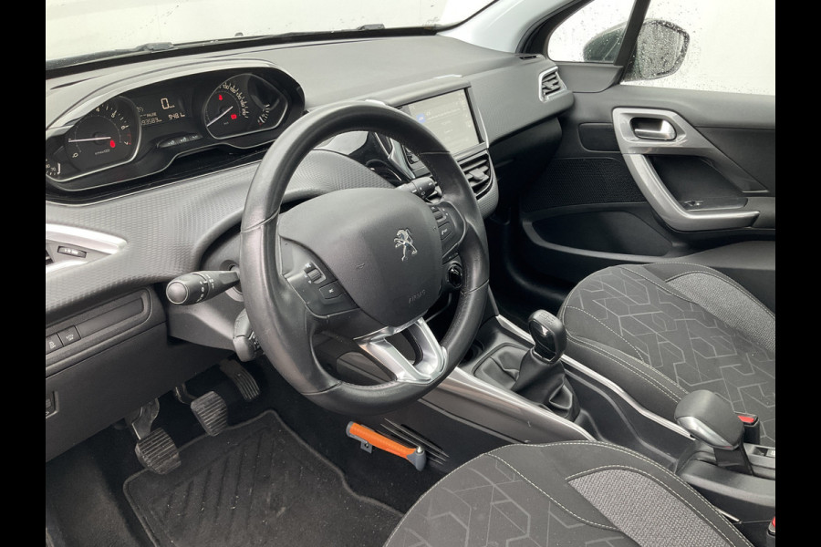 Peugeot 2008 1.2 111pk Blue Lion Clima Cruise Trekhaak Panoramadak Hoge zit Orig.NL Peugeot 2008 1.2 111pk Blue Lion Clima Cruise Trekhaak Panoramadak Hoge zit Orig.NL