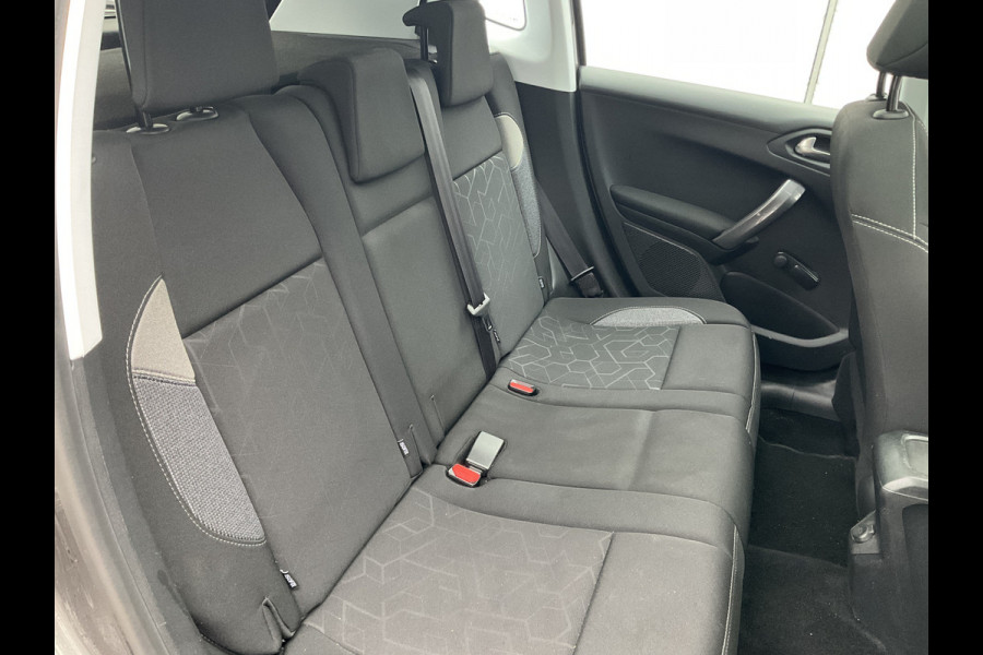 Peugeot 2008 1.2 111pk Blue Lion Clima Cruise Trekhaak Panoramadak Hoge zit Orig.NL Peugeot 2008 1.2 111pk Blue Lion Clima Cruise Trekhaak Panoramadak Hoge zit Orig.NL