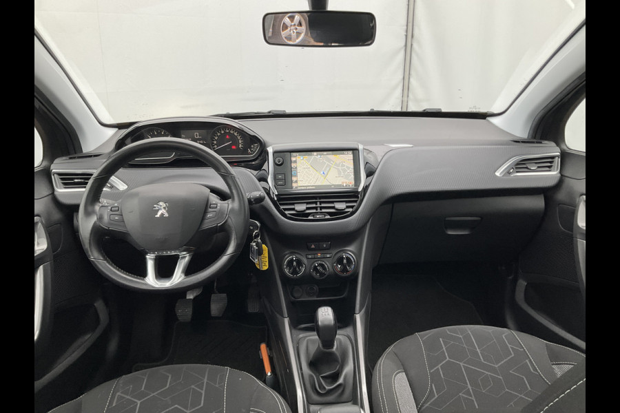 Peugeot 2008 1.2 111pk Blue Lion Clima Cruise Trekhaak Panoramadak Hoge zit Orig.NL Peugeot 2008 1.2 111pk Blue Lion Clima Cruise Trekhaak Panoramadak Hoge zit Orig.NL