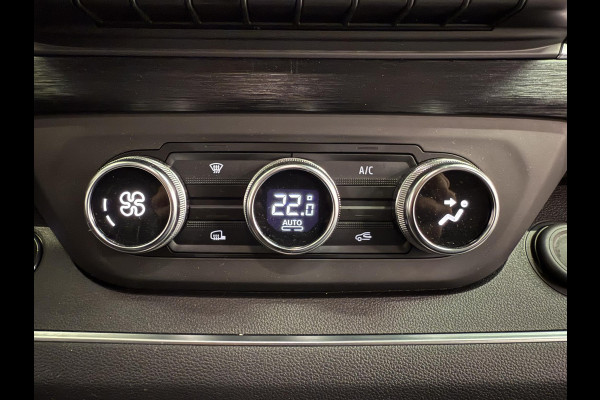 Renault Trafic 2.0 Blue dC1 150 EDC T29 L2H1 Extra Dubbele Cabine Navigatie Airco Lichtmetalen velgen Betimmering Trekhaak Camera Parkeer sensoren Dab