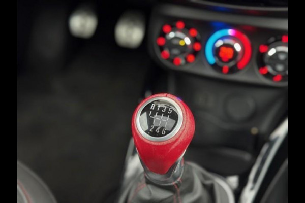 Opel ADAM 1.4 Turbo Rocks S -Dealer onderhouden-LED-Panorama Opel ADAM 1.4 Turbo Rocks S -Dealer onderhouden-LED-Panorama