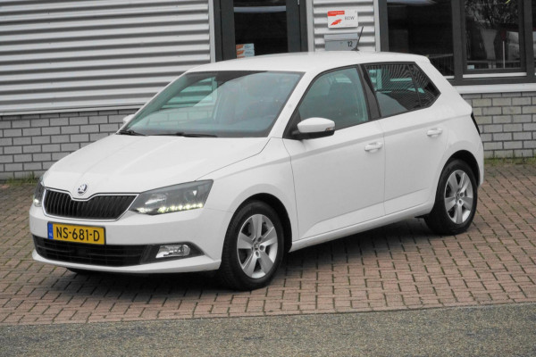 Škoda Fabia 1.2 TSI Style NAVI TREKHAAK 1EIG. Škoda Fabia 1.2 TSI Style NAVI TREKHAAK 1EIG.