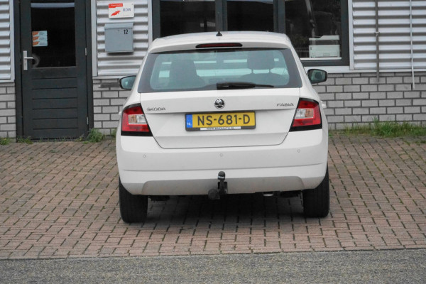 Škoda Fabia 1.2 TSI Style NAVI TREKHAAK 1EIG. Škoda Fabia 1.2 TSI Style NAVI TREKHAAK 1EIG.