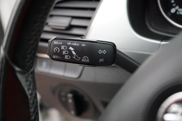 Škoda Fabia 1.2 TSI Style NAVI TREKHAAK 1EIG. Škoda Fabia 1.2 TSI Style NAVI TREKHAAK 1EIG.