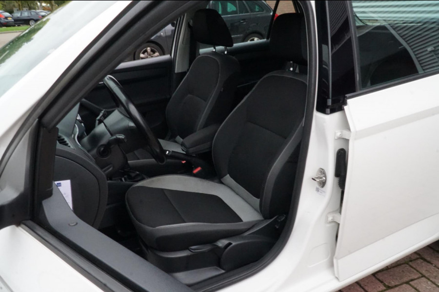 Škoda Fabia 1.2 TSI Style NAVI TREKHAAK 1EIG. Škoda Fabia 1.2 TSI Style NAVI TREKHAAK 1EIG.