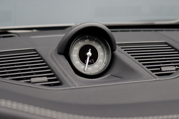 Porsche 911 992 Cabrio 3.8 Turbo S | Keramisch | Vierwielbesturing | Burmester High End | Adaptive Cruise Control | Liftsysteem | Sport Chrono | 18-wegs Memory | PASM | Sportuitlaat |