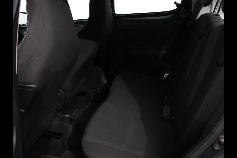 Peugeot 108 1.0 e-VTi Active | Airco | Bluetooth | Led | DAB | 5 deurs Peugeot 108 1.0 e-VTi Active | Airco | Bluetooth | Led | DAB | 5 deurs