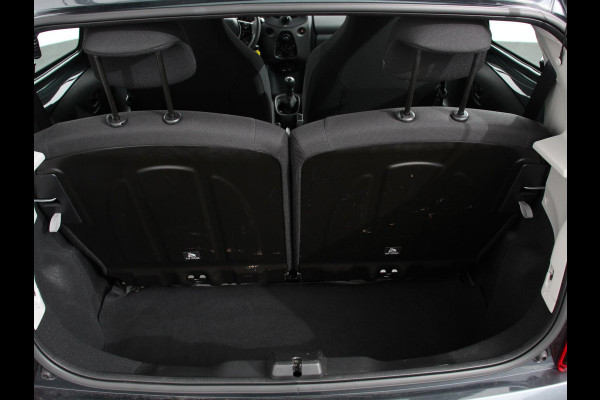 Peugeot 108 1.0 e-VTi Active | Airco | Bluetooth | Led | DAB | 5 deurs Peugeot 108 1.0 e-VTi Active | Airco | Bluetooth | Led | DAB | 5 deurs