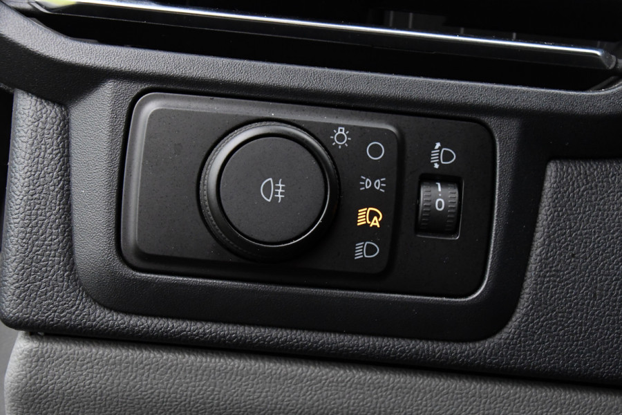 Ford Transit Custom 300 2.0 TDCI L1H1 Limited PB Edition Virtual, Adaptieve Cruise, Carplay, LED, Stoelverwarming, 136pk, Automaat, Trekhaak, Multimedia, Uniek! Ford Transit Custom 300 2.0 TDCI L1H1 Limited PB Edition Virtual, Adaptieve Cruise, Carplay, LED, Stoelverwarming, 136pk, Automaat, Trekhaak, Multimedia, Uniek!