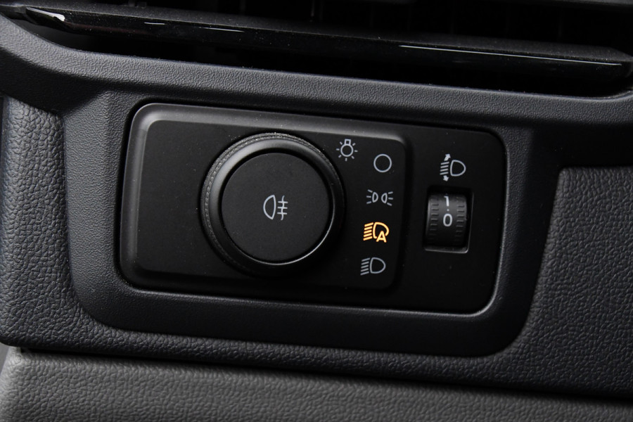 Ford Transit Custom 320 2.0 TDCI L2H1 Sport DC Black Edition Virtual, Adaptieve Cruise, Carplay, LED, 2 x Schuifdeur, 170pk, Stoelverwarming, Sensoren, BOM VOL! Ford Transit Custom 320 2.0 TDCI L2H1 Sport DC Black Edition Virtual, Adaptieve Cruise, Carplay, LED, 2 x Schuifdeur, 170pk, Stoelverwarming, Sensoren, BOM VOL!